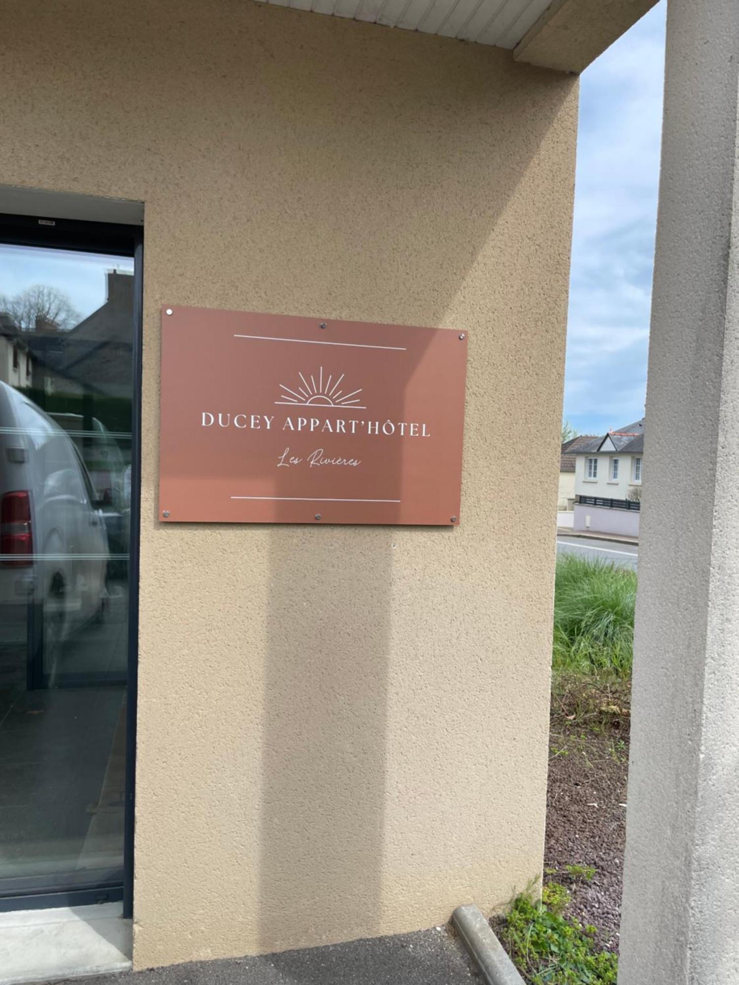 Ducey Appart'Hotel - Les Rivieres מראה חיצוני תמונה